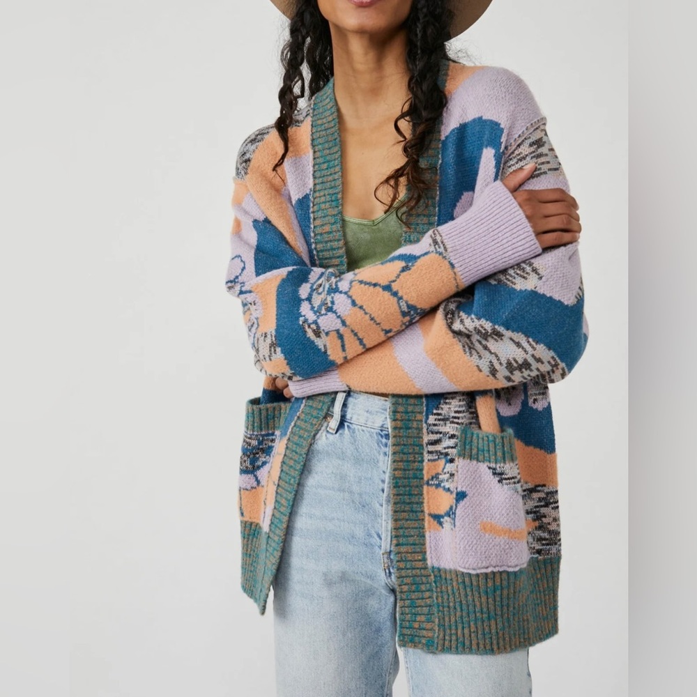 FREE PEOPLE
August Floral Cardigan size large